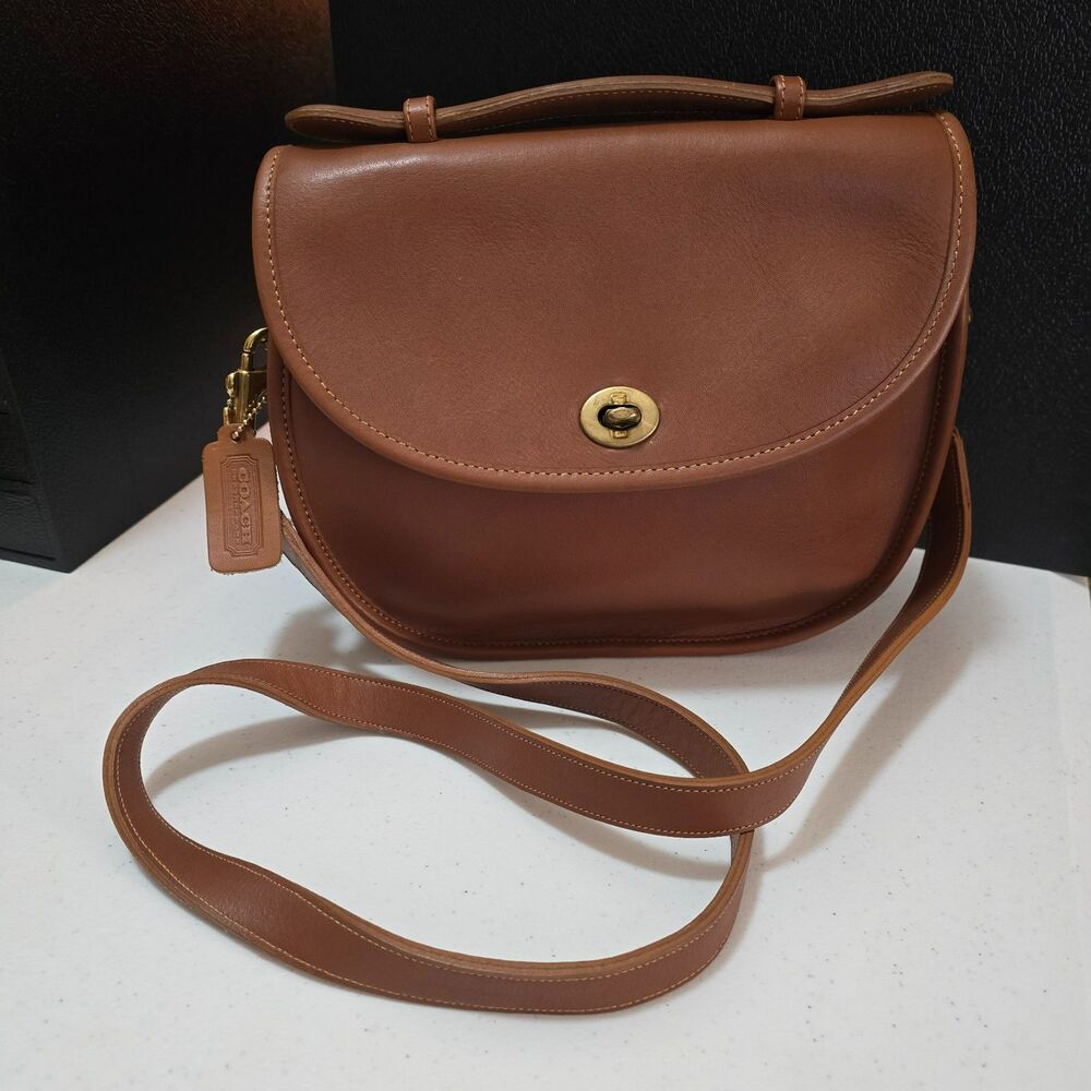 Vintage Coach Small Plaza British Tan Like New